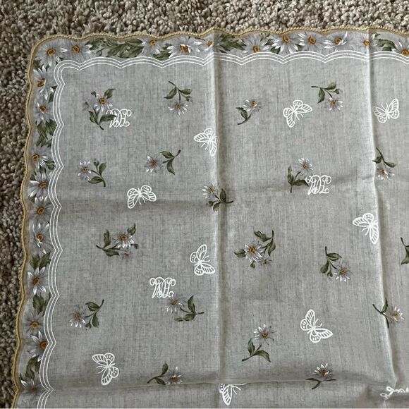 Hanae Mori scarf - Picture 4 of 6